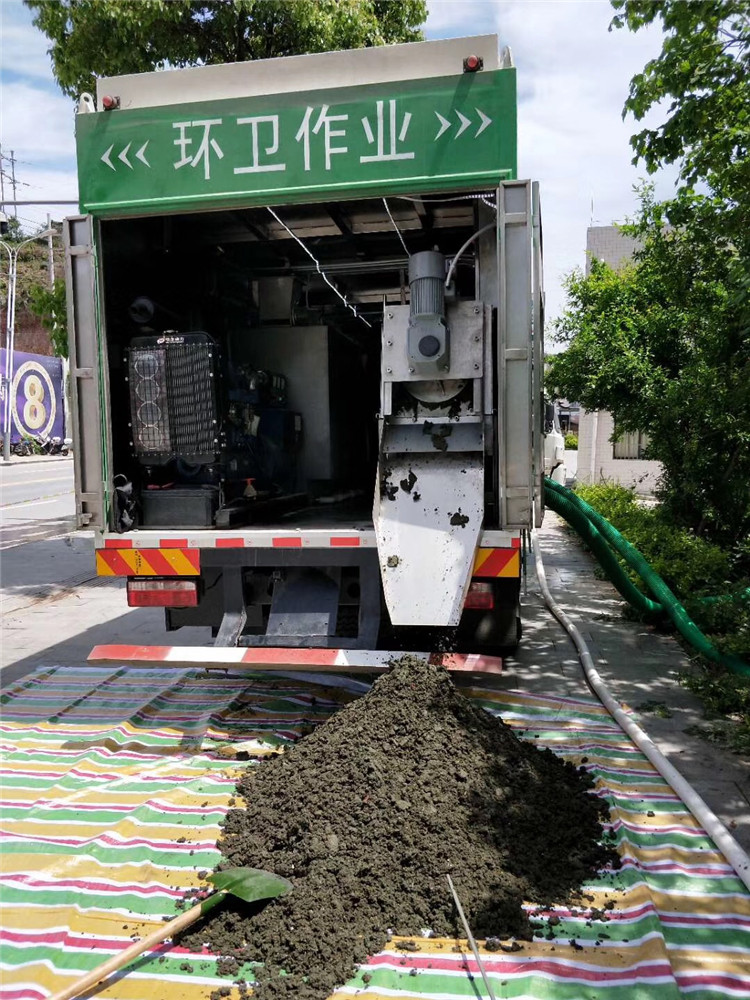 新抚淤泥干湿分离