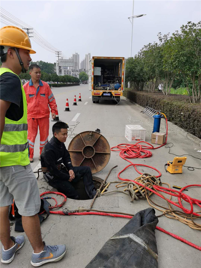 新抚翻衬法管道修复技术主要工序