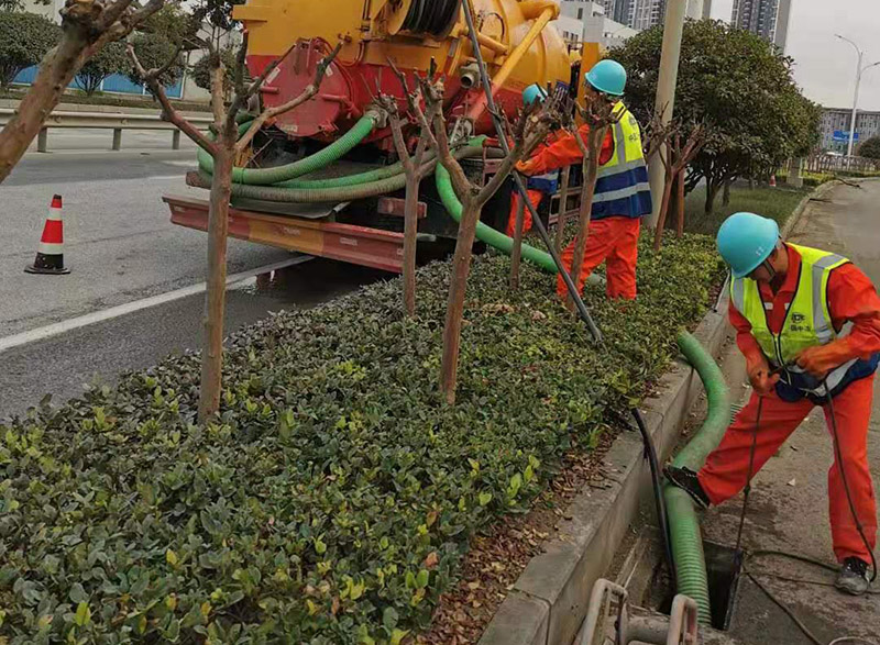 新抚市政管道清淤